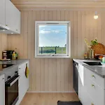 Feriehus Lovely In With Wifi *